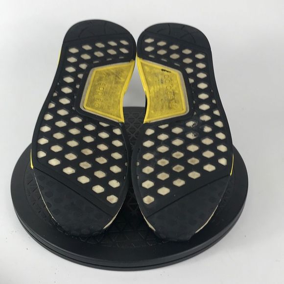 Adidas NMD R1 Black/Yellow Athletic Running Shoes F99713 Men’s Size 11 - Picture 10 of 12